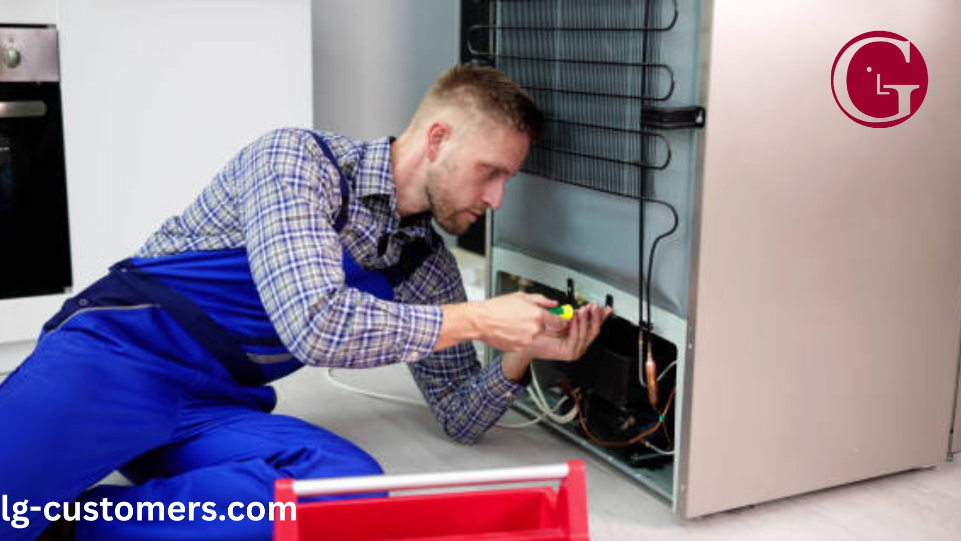 كيف تتعامل مركز صيانة إل جي المعتمد مع رموز خطأ ثلاجات LG؟